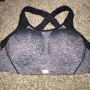 VS X SPORT sports bra!